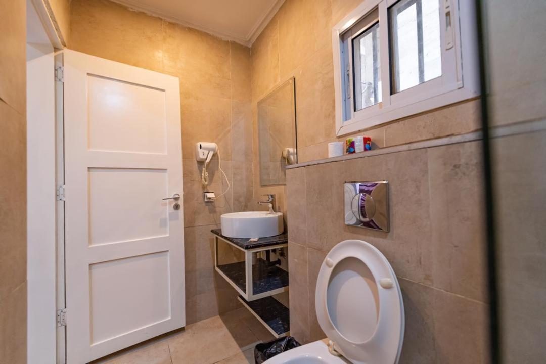 Villa Magnum Ντουάλα Εξωτερικό φωτογραφία